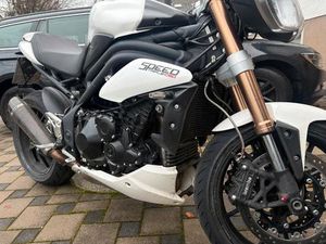 TRIUMPH SPEED TRIPLE1050 ABS 2011