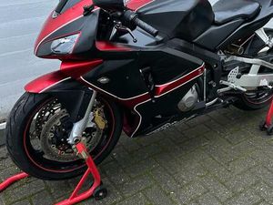 HONDA CBR 600RR PC 37/TAUSCH MT07