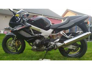 VTR 1000 F FIRESTROM