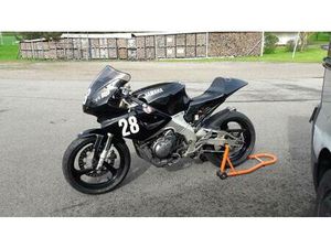 YAMAHA BELGARDA SZR 660 FÜR SPASS AUF DER RENNSTRECKE