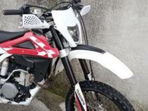 HUSQVARNA TE 250 - 2011