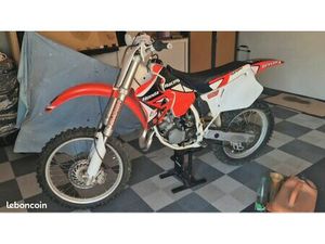 HONDA CR125
