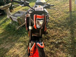 KTM DUKE 690