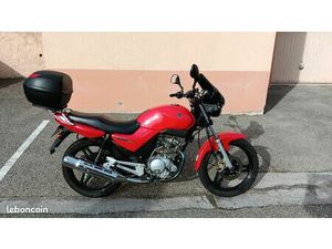 125 YAMAHA