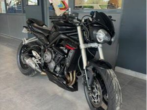 TRIUMPH STREET TRIPLE 660 S A2