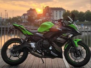 ◊ KAWASAKI NINJA 650 2019 – 30 000 KM – ENTRETIENS OK ◊