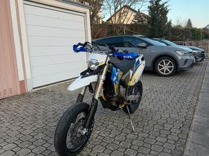 HUSABERG FE 570 - MOTOR VOR 30BH NEU
