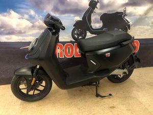 NIU MQI GT EVO ELEKTROROLLER 100 KM/H LIEFERUNG MÖGL