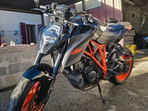 KTM 1290 SUPERDUKE R