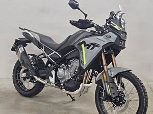 CFMOTO 450 MT-R + WINTER PACK