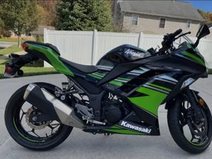 2017 NINJA 300 ABS