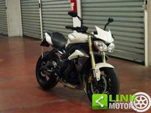 TRIUMPH STREET TRIPLE 675 STREET TRIPLE 675