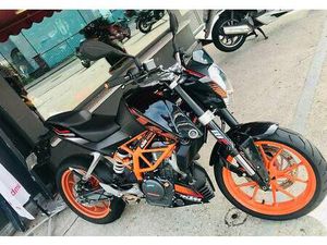 KTM DUKE 390 CANTON TESSIN -