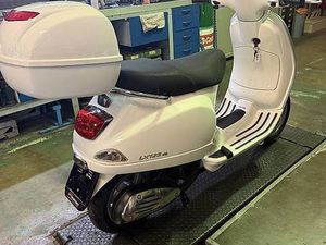 VESPA LX 125 I.E. CANTON TESSIN -