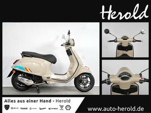 VESPA PRIMAVERA 125 S