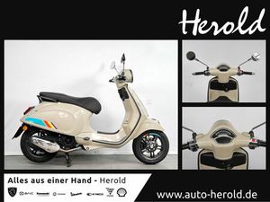 VESPA PRIMAVERA 125 S