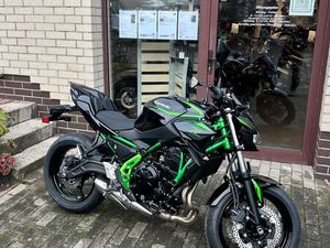 KAWASAKI Z650