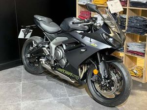USED TRIUMPH DAYTONA 660 FOR SALE IN STOKE ON TRENT