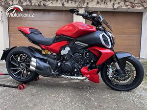 DUCATI DIAVEL V4 - TOVÁRNÍ ZÁRUKA DO 4/27