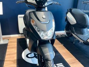 SCOOTER PEUGEOT KISBEE 50 BLACK EDITION