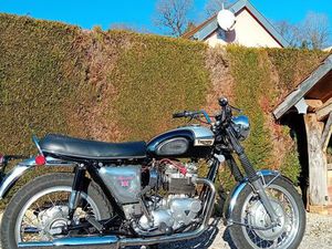 TRIUMPH T 140 BONNEVILLE