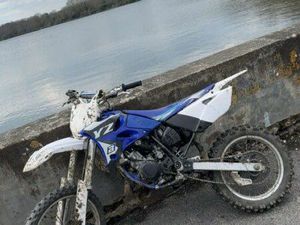85 YZ