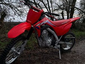 125 CRF