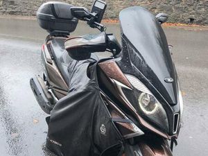 ② SCOOTER KYMCO 125 I DOWNTOWN EXCLUSIVE 2018 25KKM