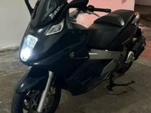 SCOOTERONE GILERA GP 800