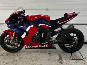 HONDA CBR-RRR FIREBLADE SC82 SP1