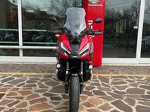 HONDA X-ADV 750 - DCT ADVENTURE