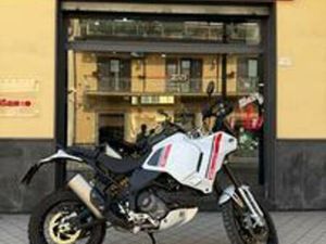 DUCATI DESERTX BIANCA 2025