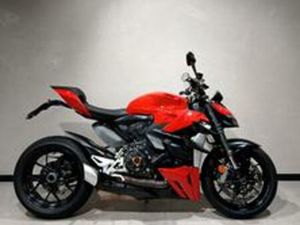 DUCATI STREETFIGHTER V2
