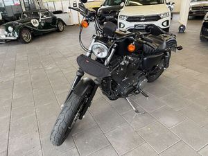 HARLEY-DAVIDSON IRON 883