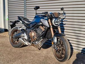 HONDA CB 650 R ABS -1.HAND- *QUICKSHIFTER*