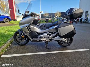 HONDA FORZA 750 2021