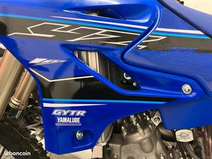 YAMAHA 125 YZ 2021 NEUF JAMAIS SERVI