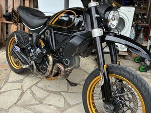 DUCATI SCRAMBLER DESERT SLED