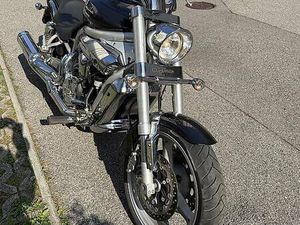 HYOSUNG AQUILA 650 CANTON TESSIN -