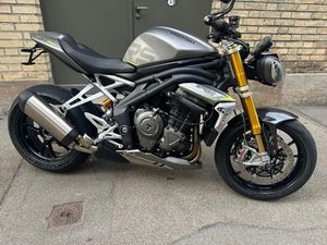 SPEED TRIPLE 1200 RS