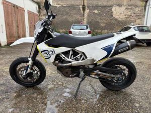 HUSQVARNA 701 SUPERMOTO