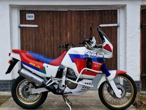 HONDA XRV750 AFRICATWIN RD04