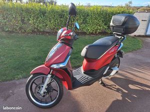 SCOOTER PIAGGIO LIBERTY 125