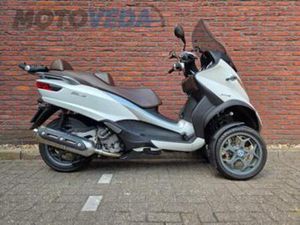 PIAGGIO MP3 500 LT BUSINESS ABS/ASR (BJ 2015) — MOTOREN | PIAGGIO — MARKTPLAATS
