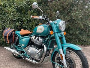 ROYAL ENFIELD CLASSIC 650