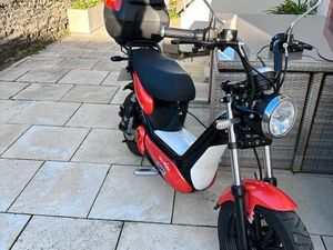 SCOOTER ÉLECTRIQUE E-BONSAÏ 50