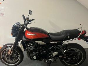 VEND MOTO KAWASAKI Z900RS