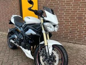 TRIUMPH STREET TRIPLE 672 A2 — MOTOREN | TRIUMPH — MARKTPLAATS