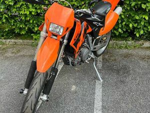 KTM 660 SMC