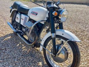 MOTO GUZZI V7 SPECIALE 1971